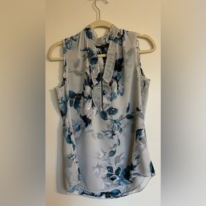 WHBM Light Weight Top Size 2